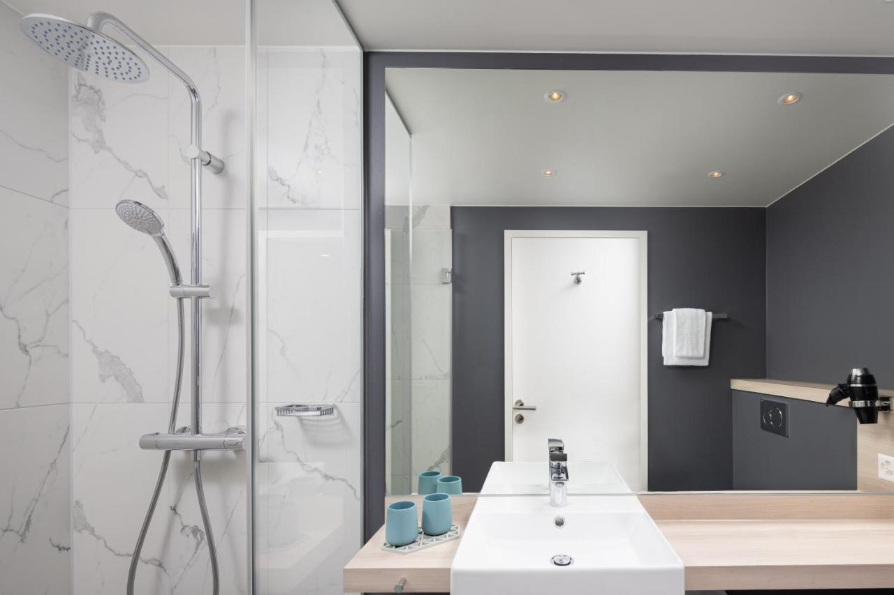 Opfikon-Glattbrugg Radisson Hotel & Suites Zurich מראה חיצוני תמונה
